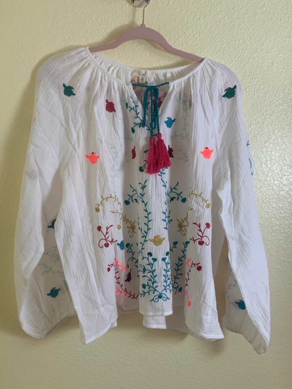 NWOT Easel White Embroidered Boho Peasant Blouse, Size S